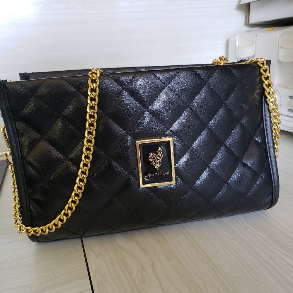 Younique black shoulder bag